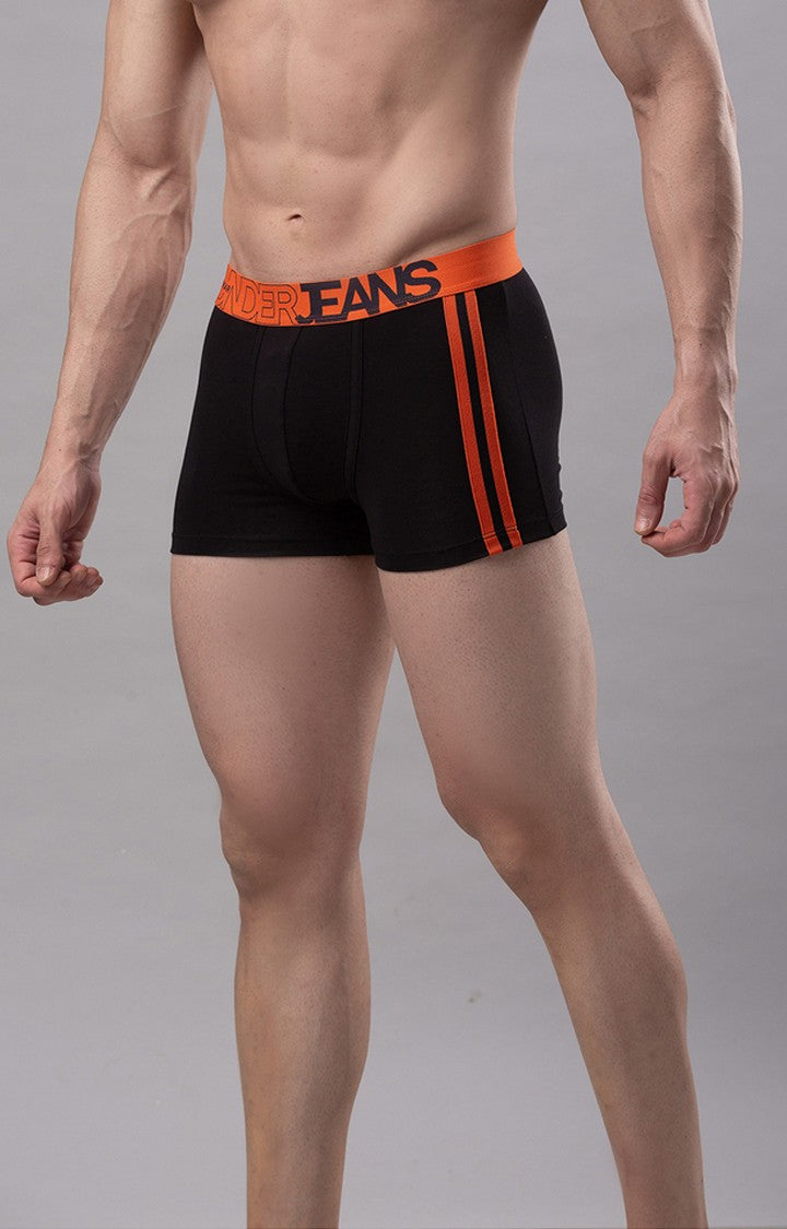 Underjeans By Spykar Men Black Solid Trunks