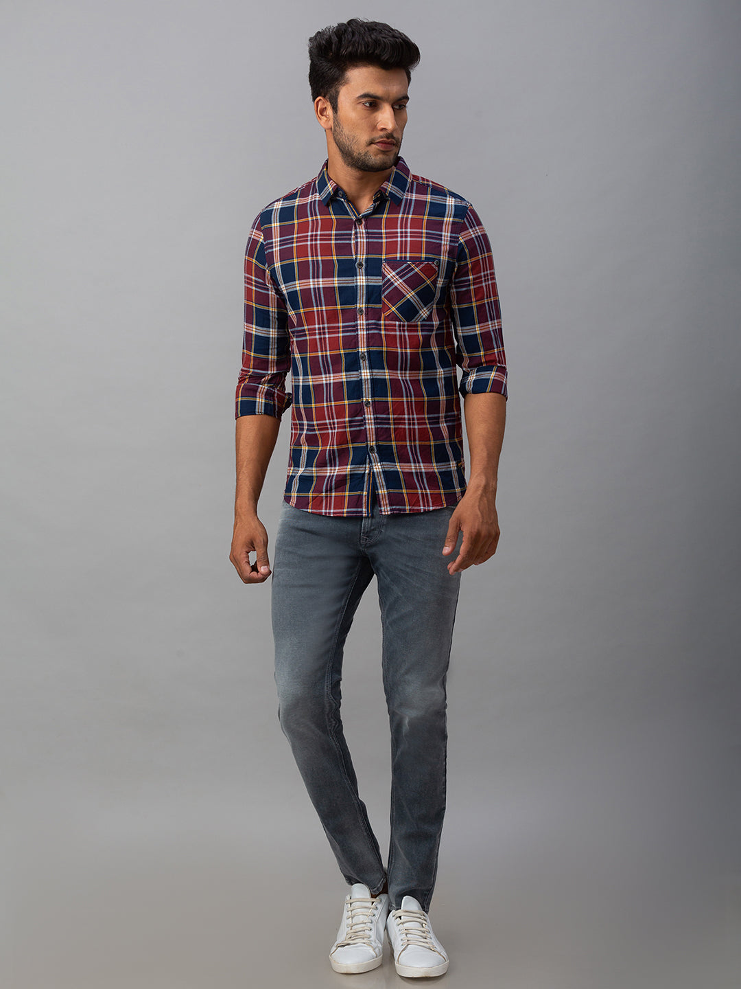 Spykar Men Red Cotton Slim Fit Shirt