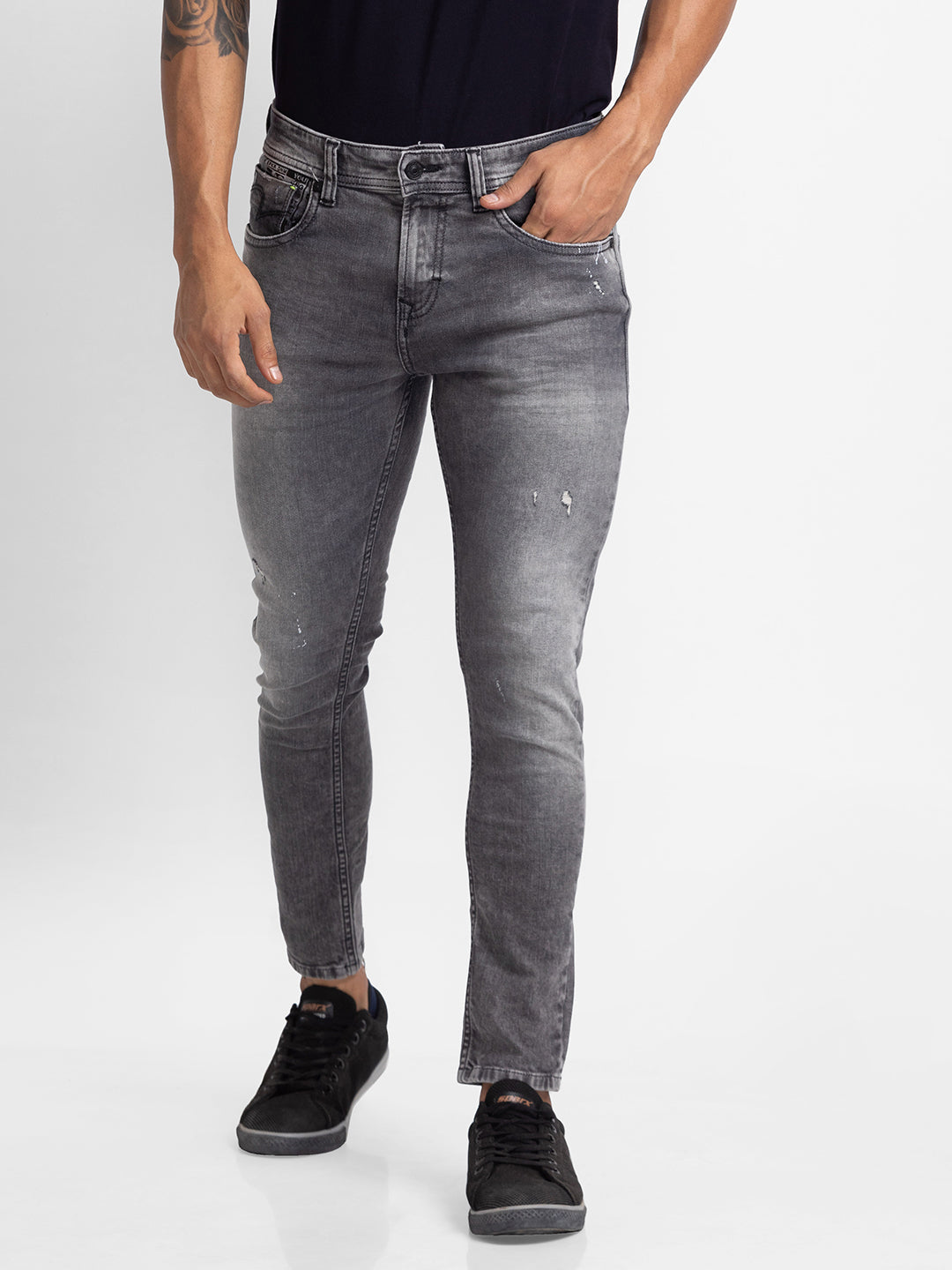 Spykar Carbon Black Cotton Slim Fit Tapered Length Jeans For Men (Kano)
