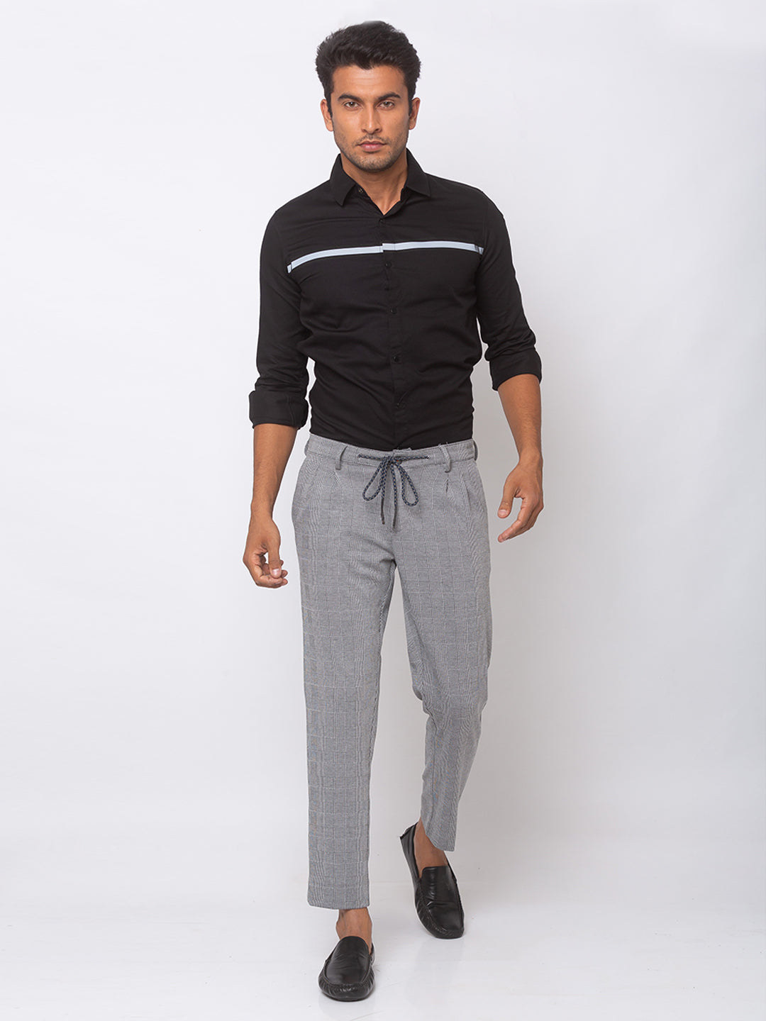 Spykar Men Black Cotton Slim Fit Casual Trousers