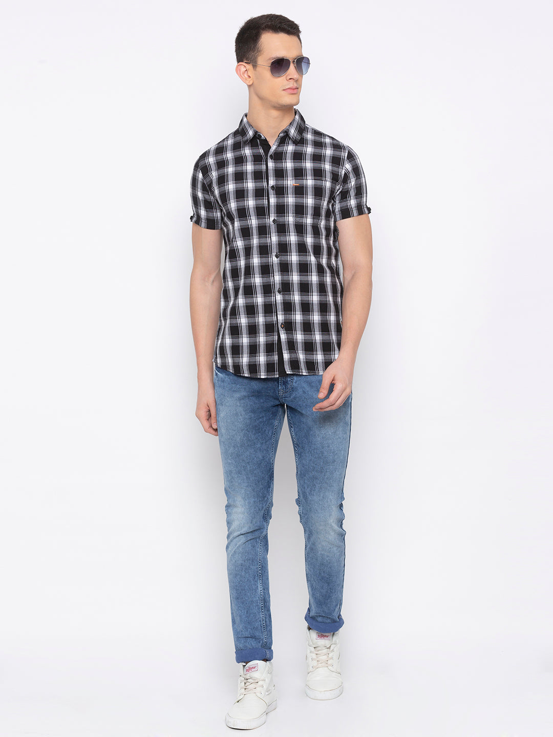 Spykar Men Black Checked Slim Fit Casual Shirt