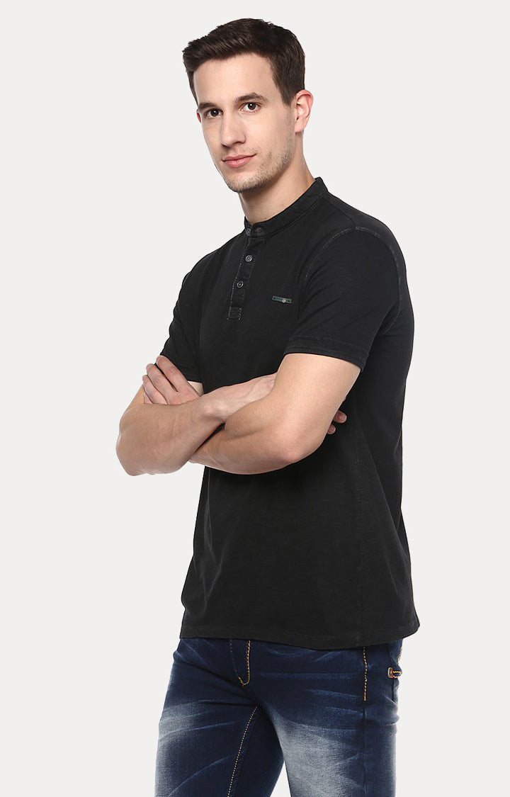 Spykar Black Solid Slim Fit Men T-Shirts