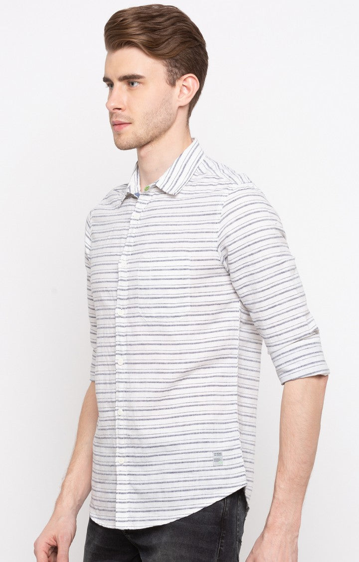 Spykar Men'S White Cotton Striped Casual Shirts