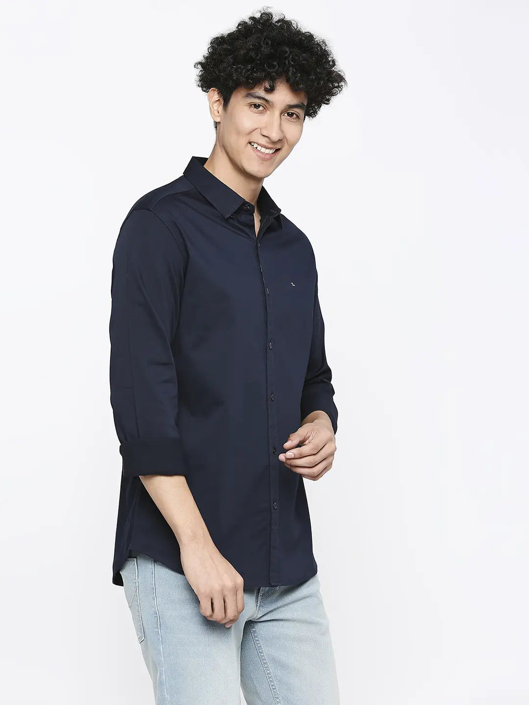 Spykar Men Navy Blue Cotton Slim Fit Plain Shirt