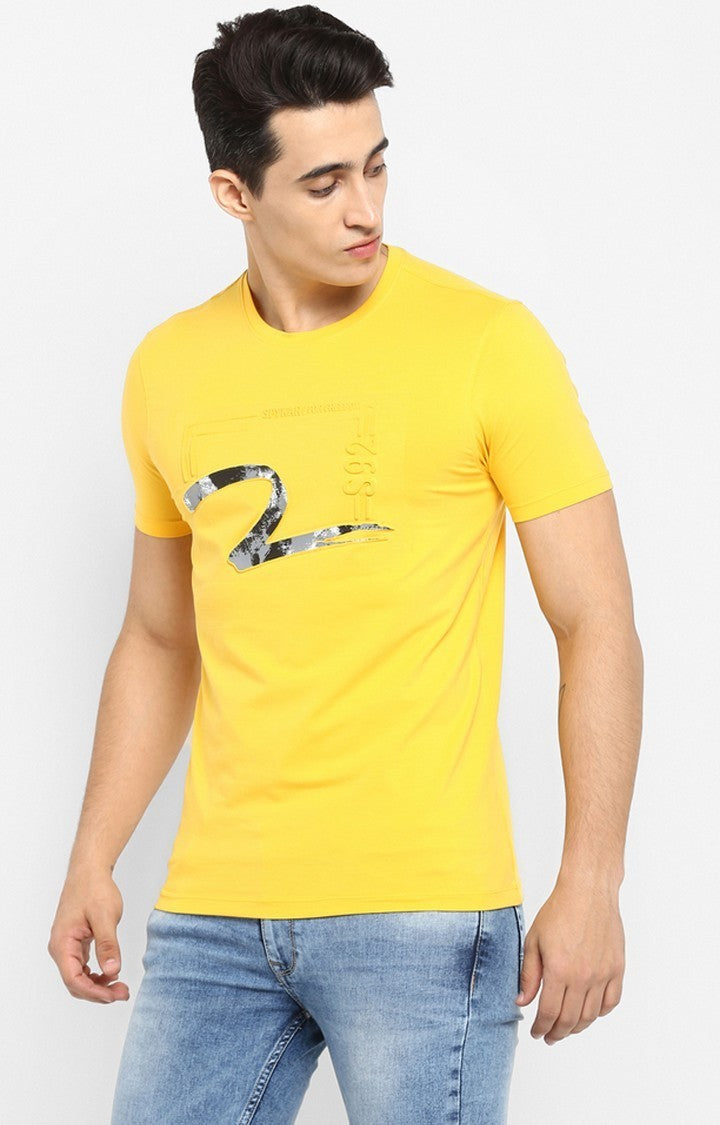 Spykar Yellow Printed Slim Fit Men T-Shirts