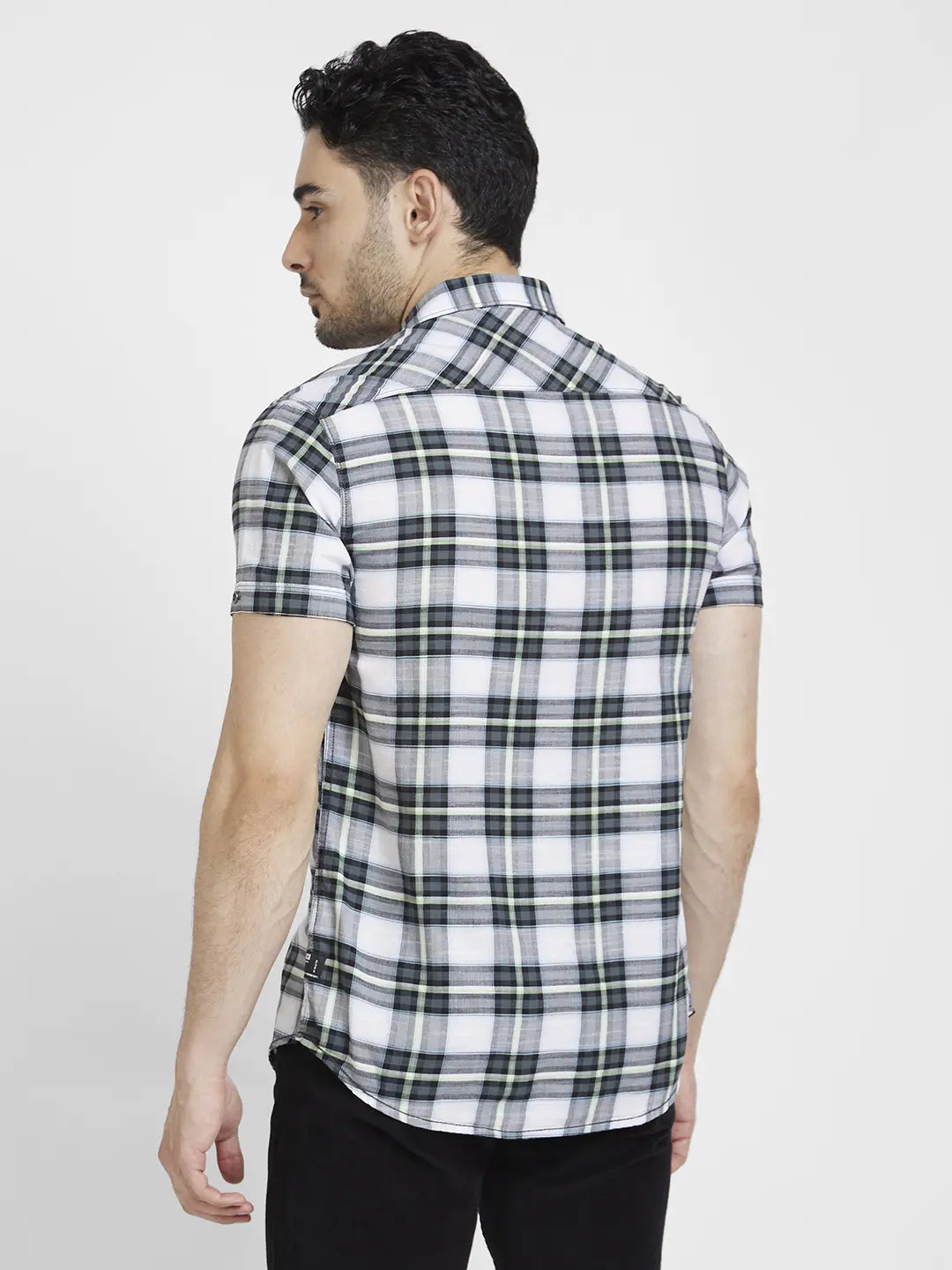 Spykar Men Black Cotton Linen Slim Fit Checkered Shirt