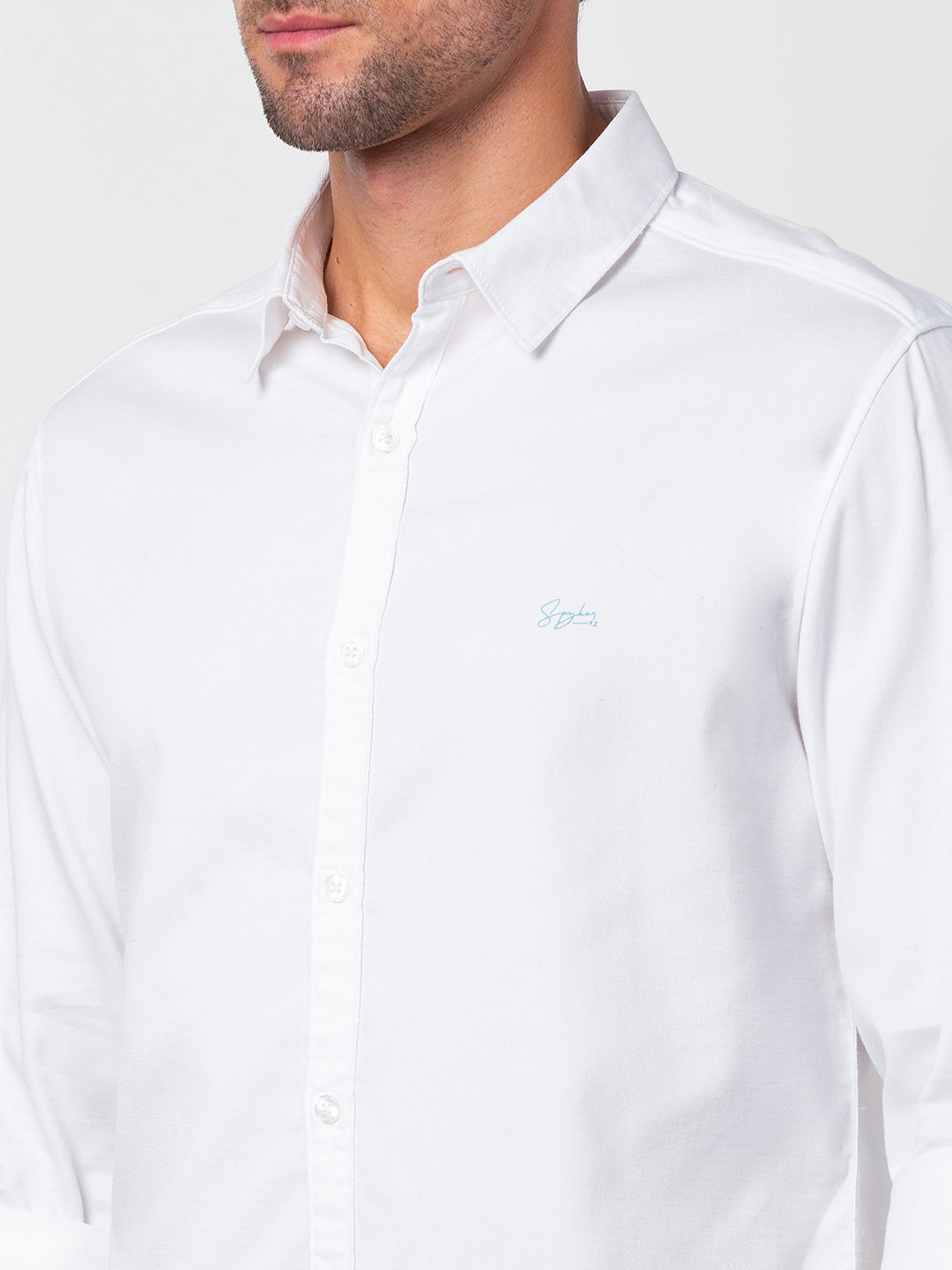 Spykar Men White Cotton Slim Fit Plain Shirt