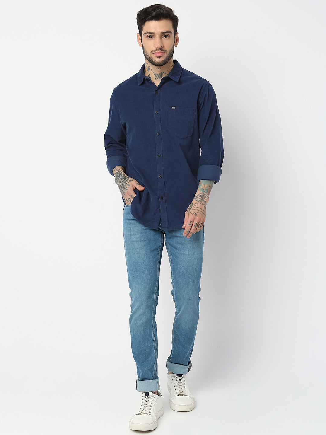 Spykar Men Indigo Blue Cotton Slim Fit Plain Shirts