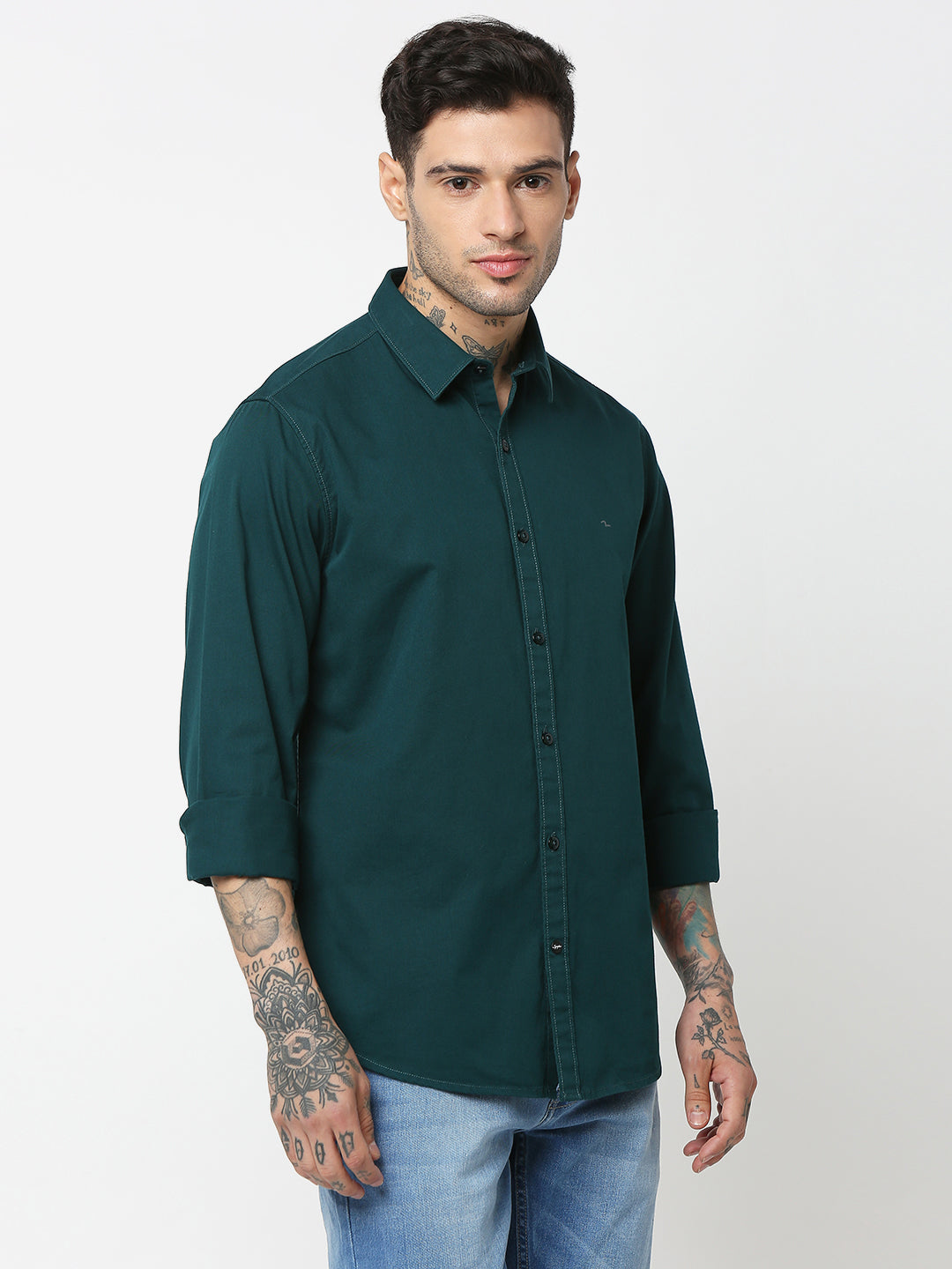 Spykar Men Dark Green Cotton Slim Fit Plain Shirts