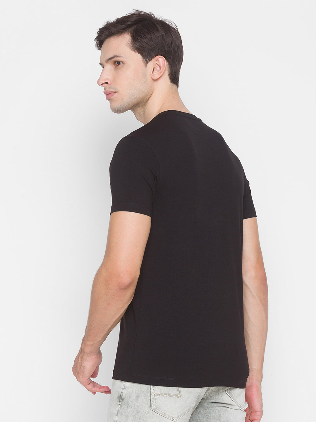 Spykar Men Black Cotton Slim Fit Round Neck T-Shirt