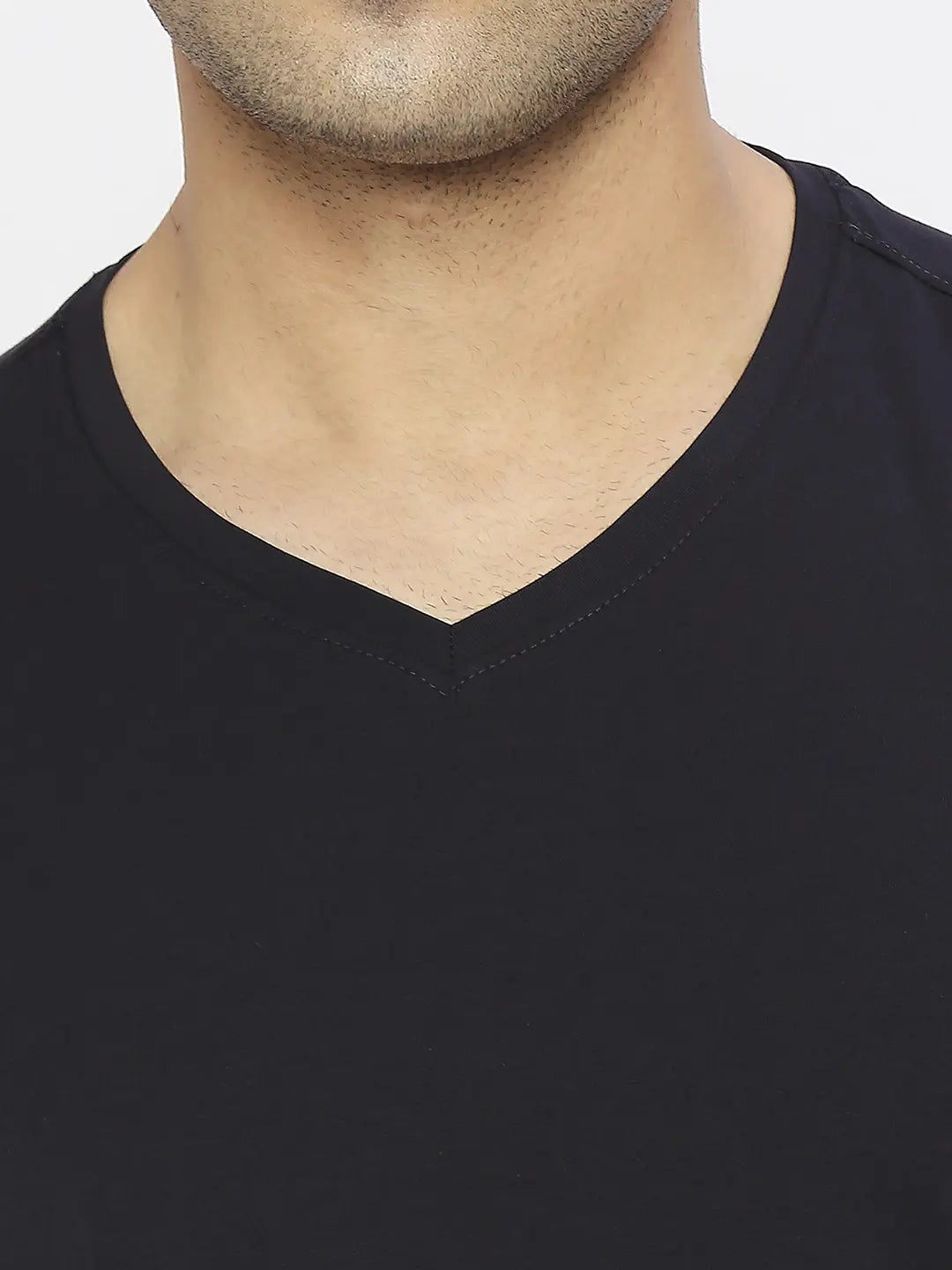 Spykar Men Navy Blue Cotton Regular Fit Half Sleeve Plain V-Neck Tshirt