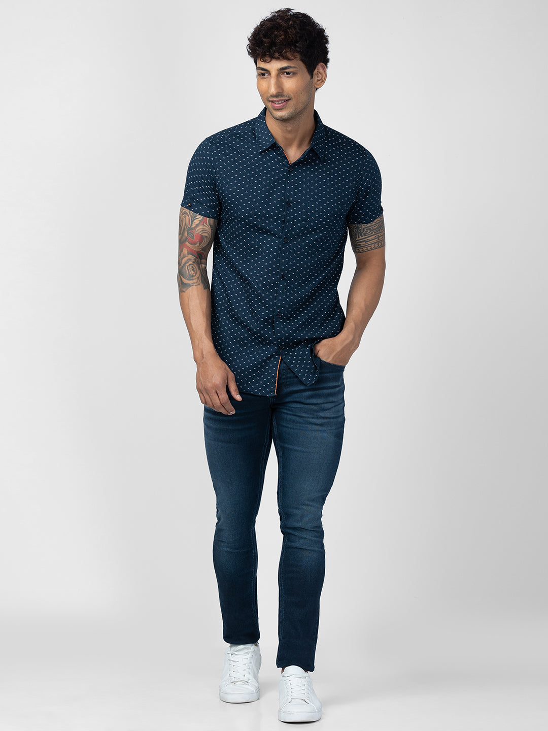 Spykar Men Navy Blue Cotton Slim Fit Printed Shirt