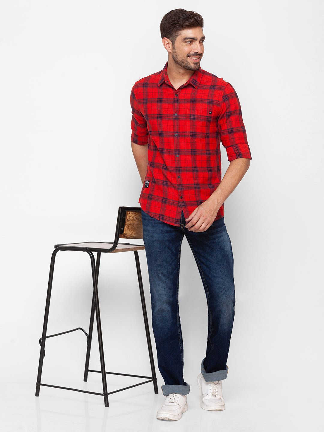 Spykar Red Cotton Full Sleeve Checks Shirt For Men