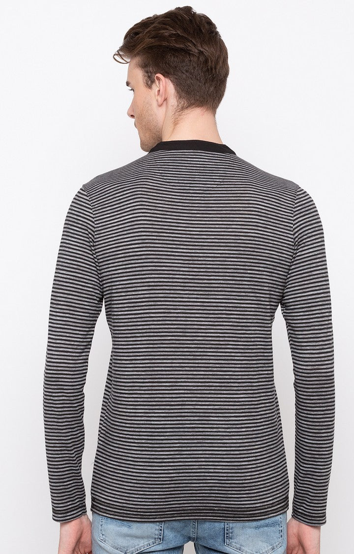 Spykar Men Grey Cotton Slim Fit Full Sleeve Striped T-Shirt