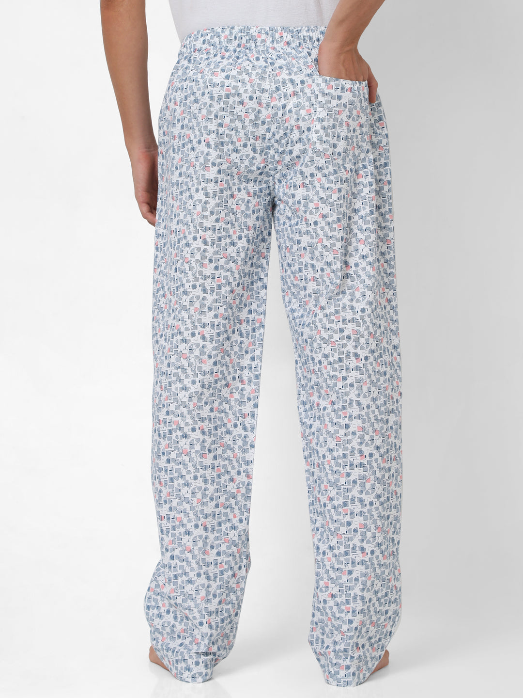Men Premium White & Blue Cotton Printed Pyjama - Underjeans By Spykar