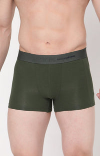 Underjeans By Spykar Men Green Solid Trunks