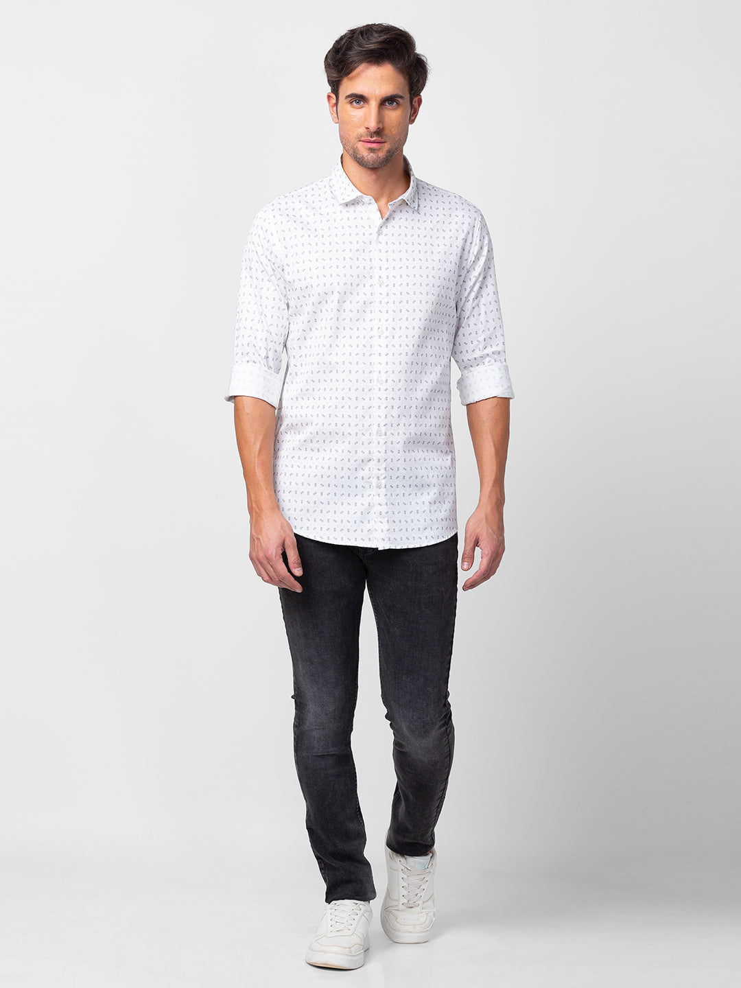 Spykar Men White Cotton Slim Fit Checkered Shirt