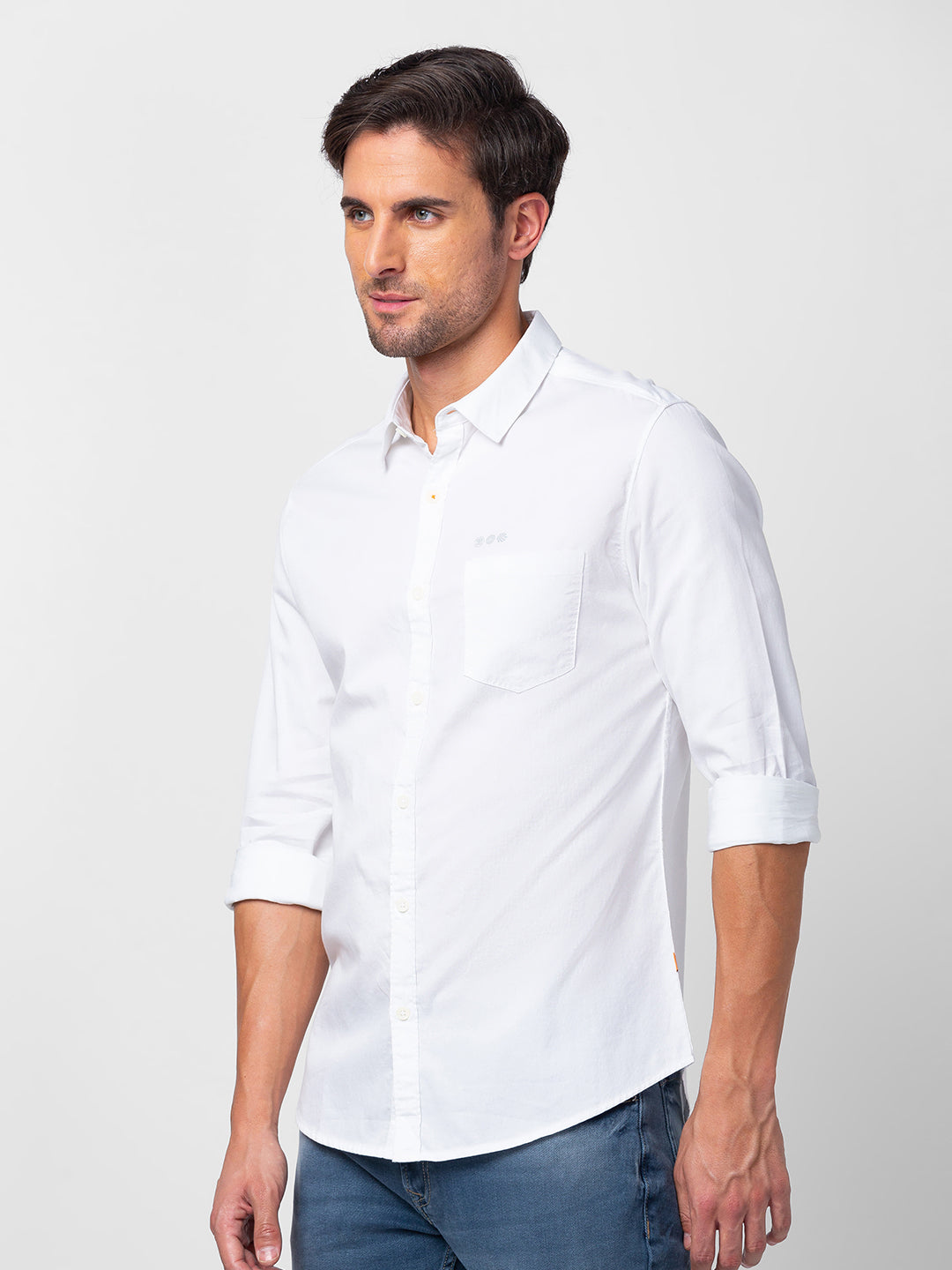 Spykar Men White Cotton Slim Fit Plain Shirt