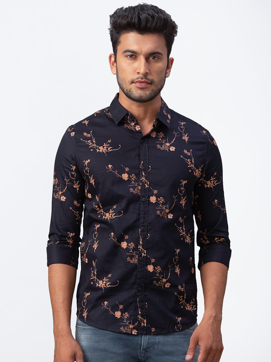 Spykar Black Cotton Slim Fit Shirts For Men