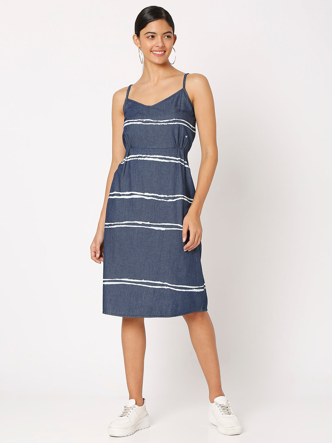 Spykar Women Mid Blue Cotton Sleeveless Knee Length Printed Dress