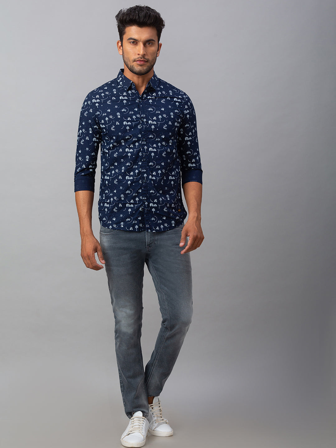 Spykar Men Blue Cotton Slim Fit Shirt