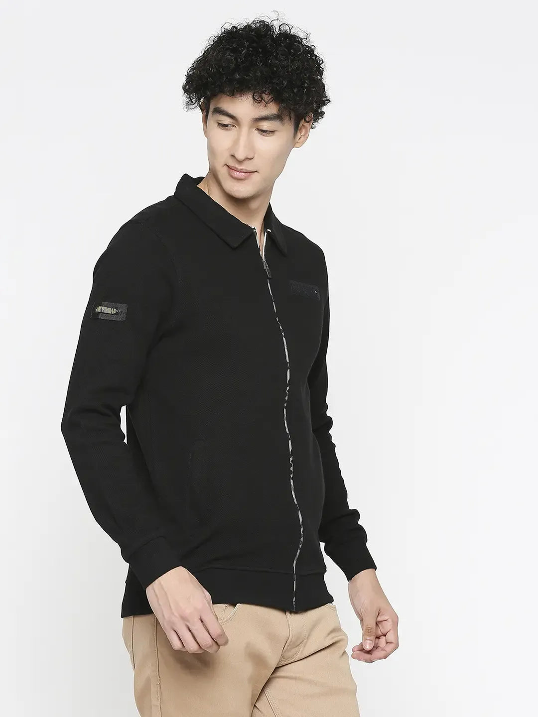 Spykar Men Black Cotton Slim Fit Plain Sweatshirt