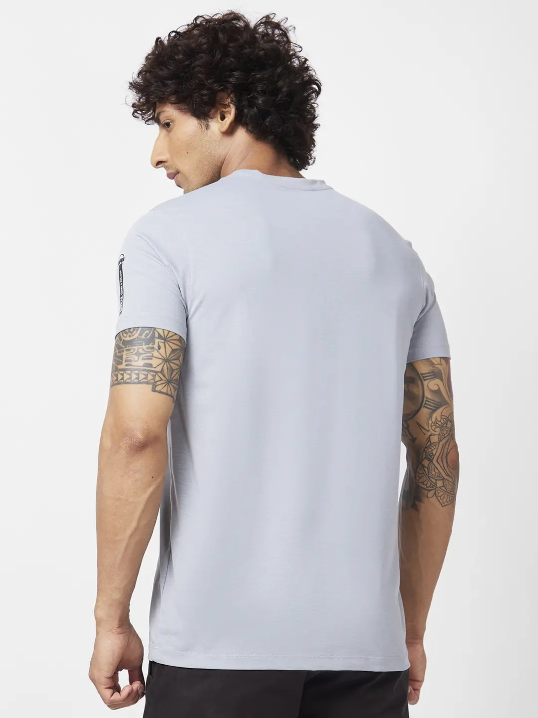 Spykar Men Grey Blended Slim Fit Half Sleeve Round Neck Printed Tshirt