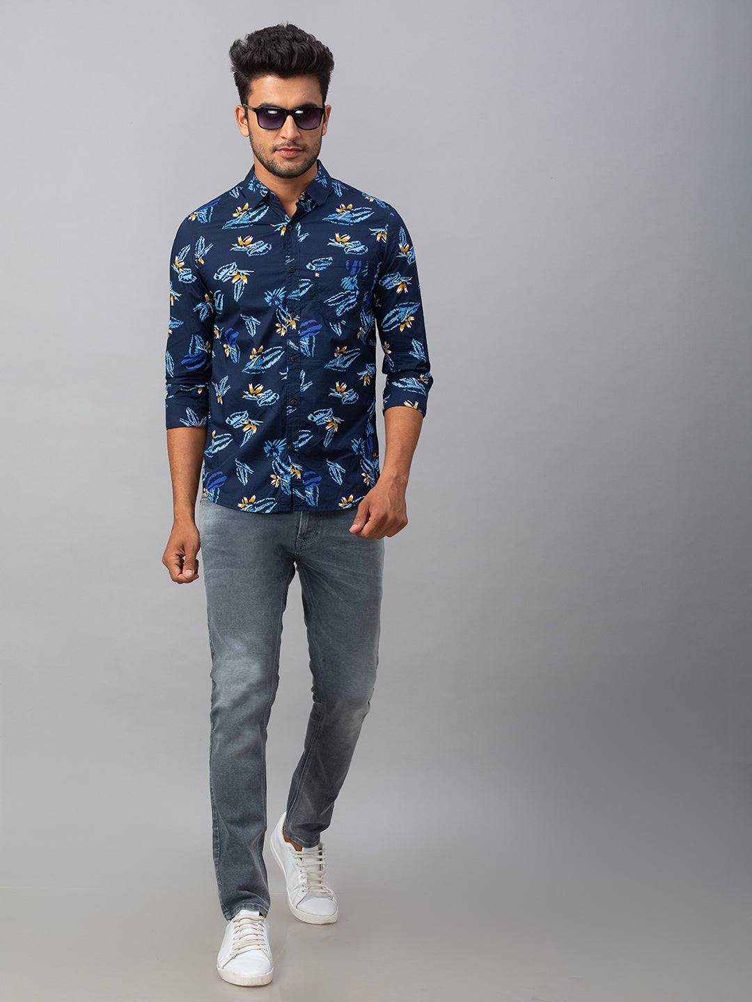 Spykar Men Blue Cotton Slim Fit Shirt