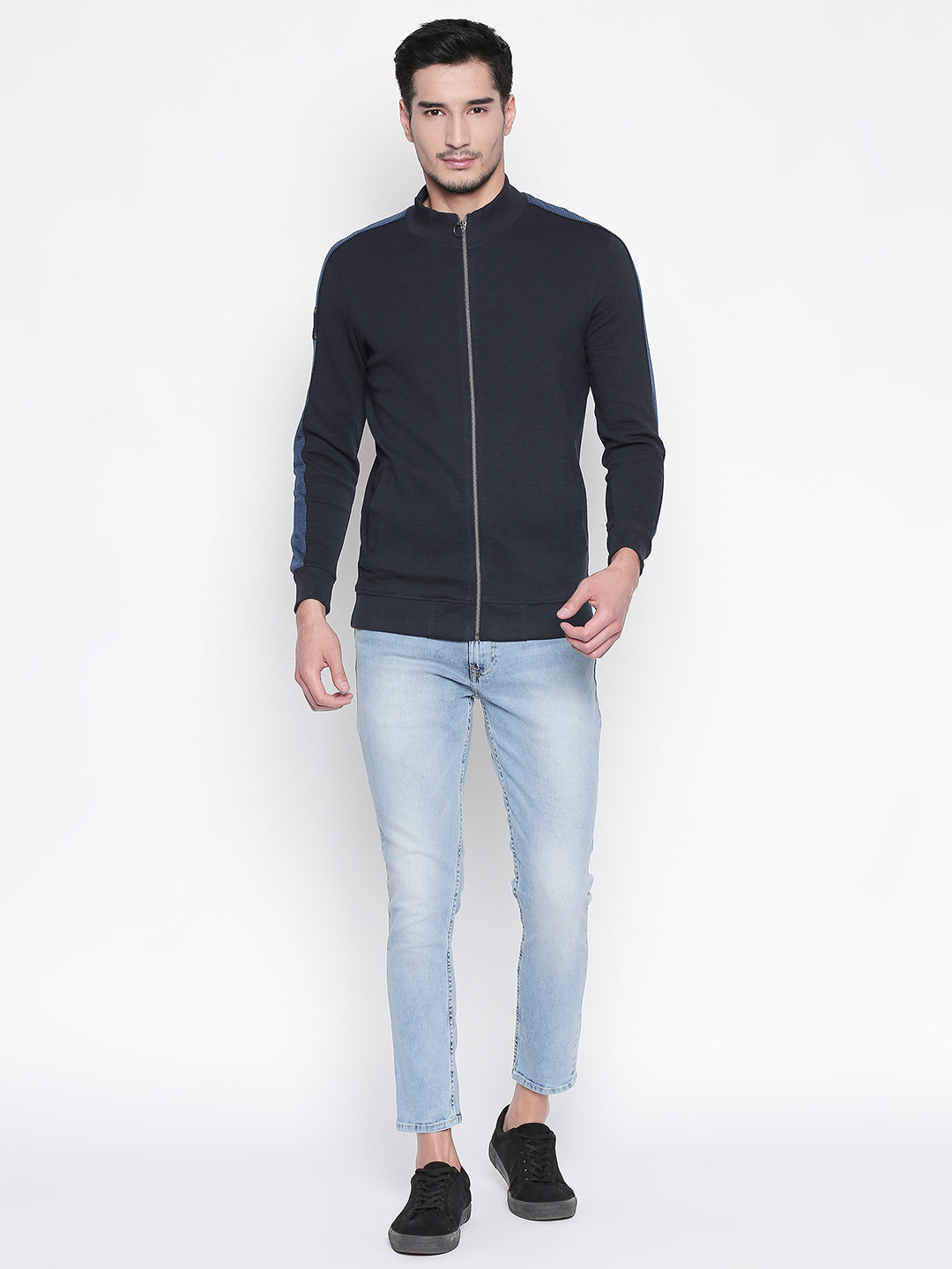 Spykar Blue Solid Slim Fit Sweatshirt For Men