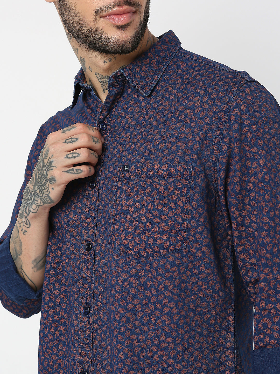 Spykar Men Indigo Blue/Rust Cotton Slim Fit Printed Shirts