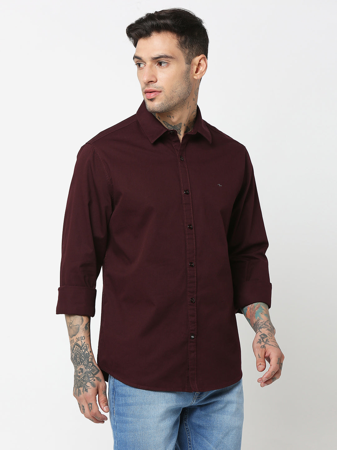 Spykar Men Wine Red Cotton Slim Fit Plain Shirts