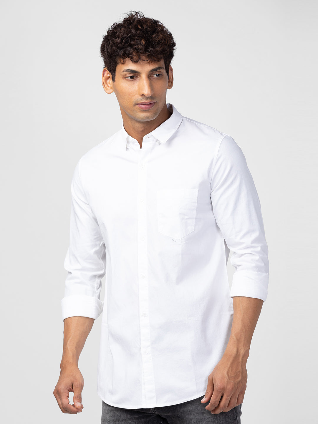 Spykar Men White Cotton Slim Fit Plain Shirt