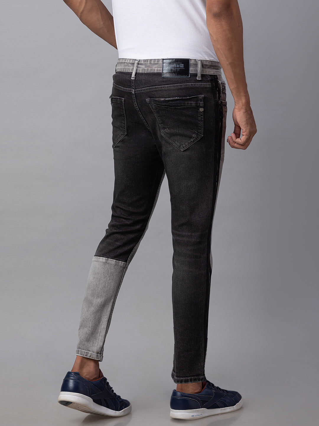 Spykar Men Grey Cotton Slim Fit Tapered Length Jeans (Kano)