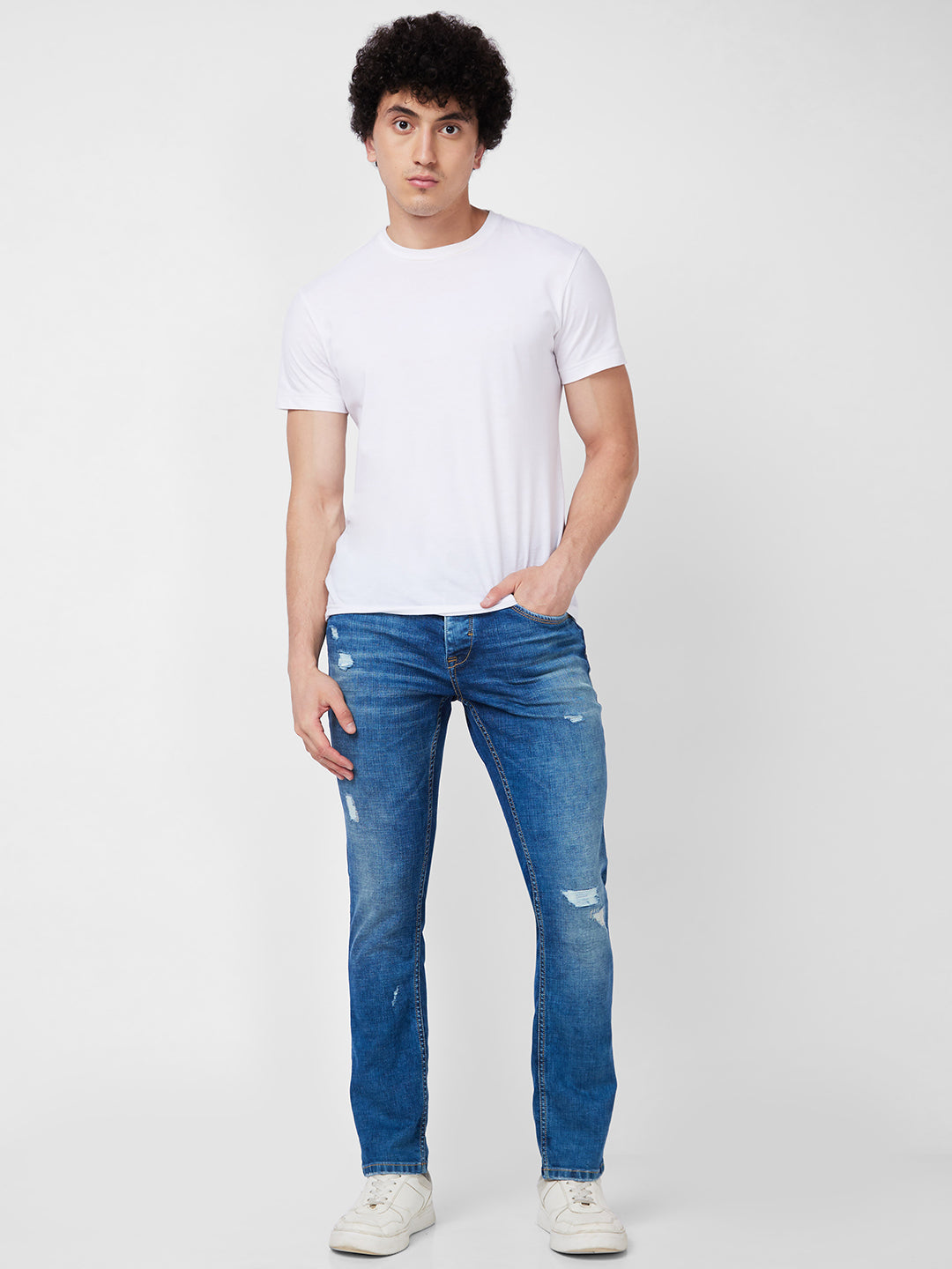 Spykar Low Rise Slim Fit Blue Jeans For Men