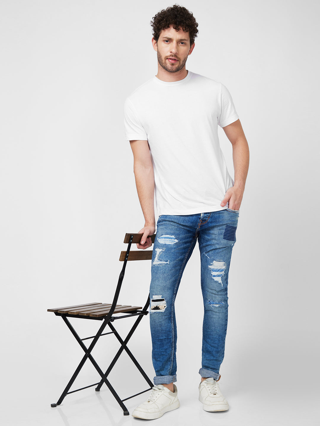 Spykar Low Rise Slim Fit Blue Jeans For Men