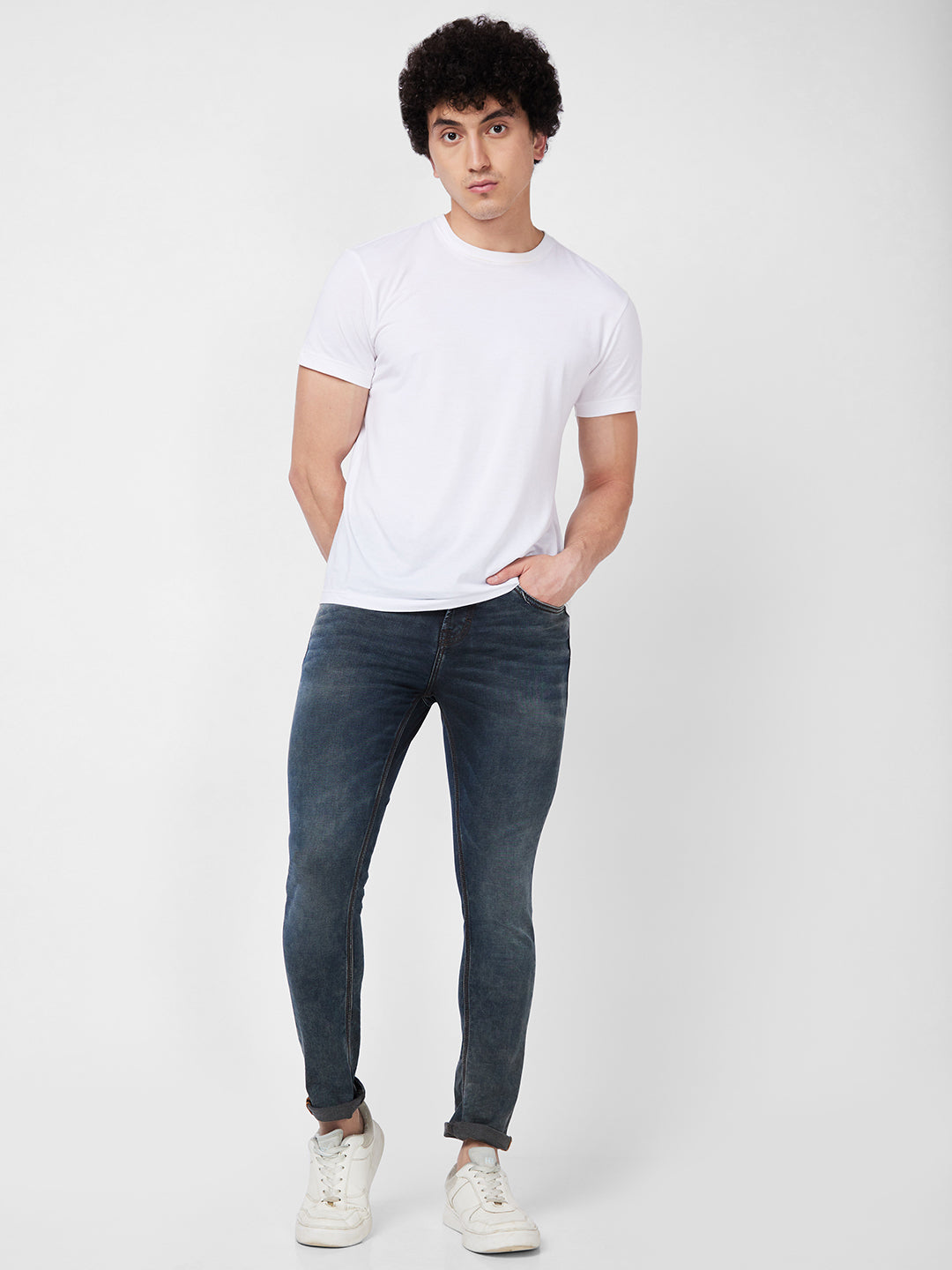 Spykar Low Rise Slim Fit Grey Jeans For Men