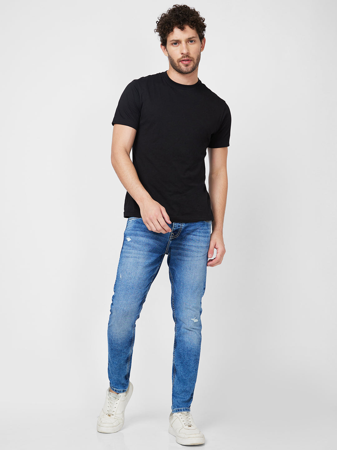 Spykar Mid Rise Tapered Fit Blue Jeans For Men