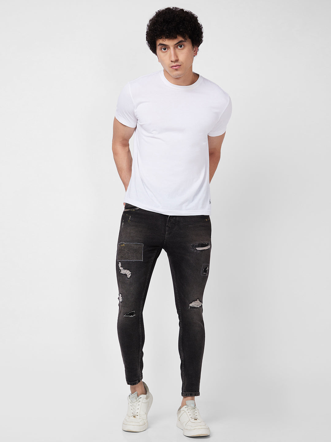 Spykar Mid Rise Tapered Fit Black Jeans For Men