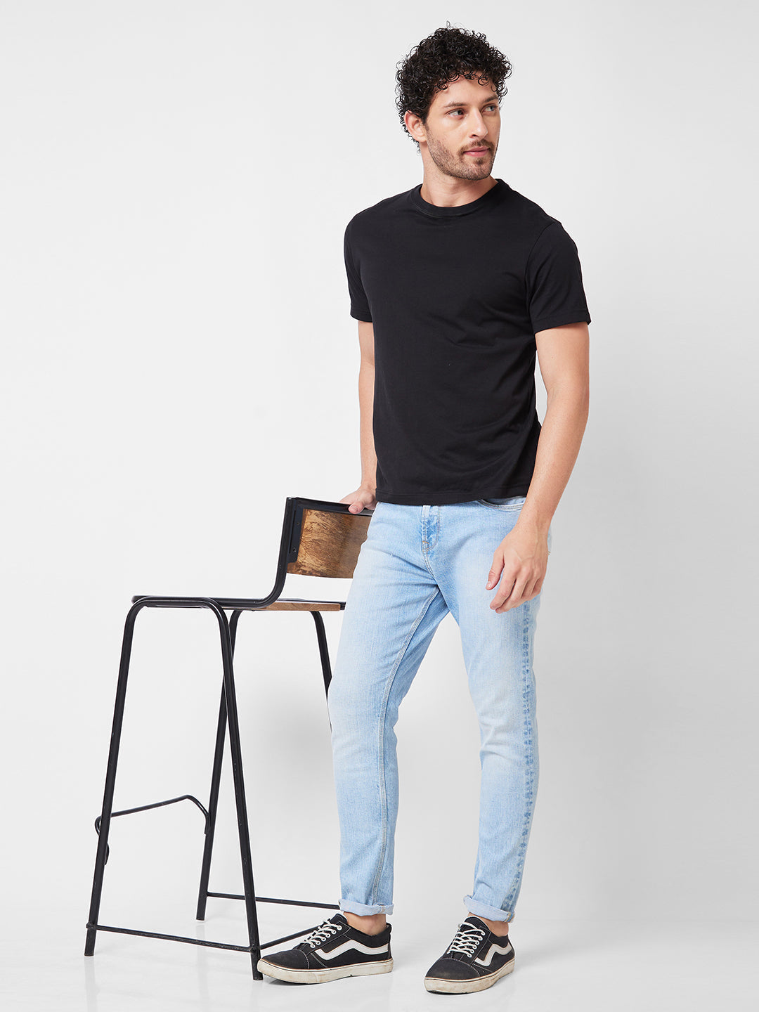 Spykar Mid Rise Tapered Fit Blue Jeans For Men