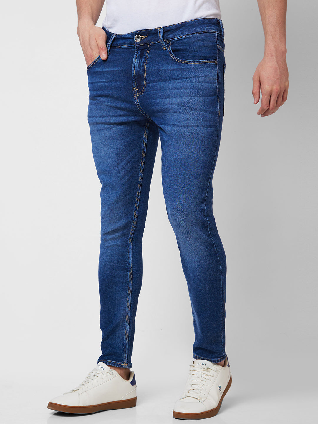 Spykar Mid Rise Tapered Fit Blue Jeans For Men