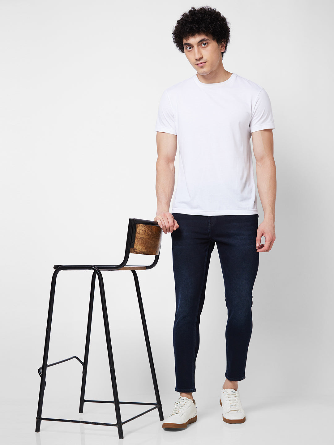 Spykar Mid Rise Tapered Fit Blue Jeans For Men