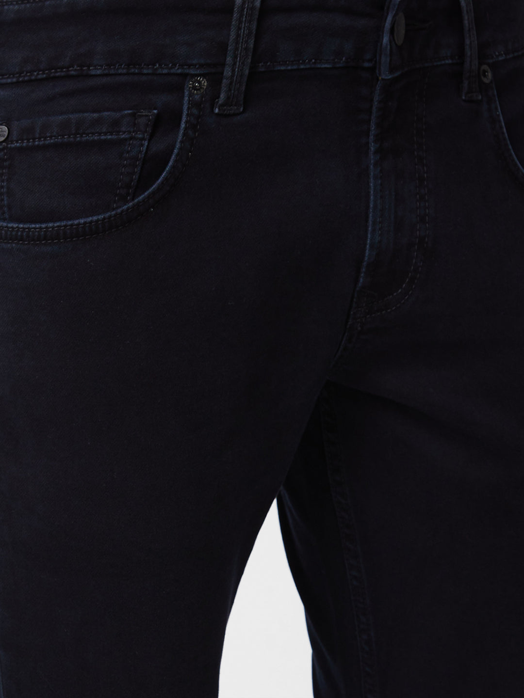 Spykar Mid Rise Slim Fit Black Jeans For Men