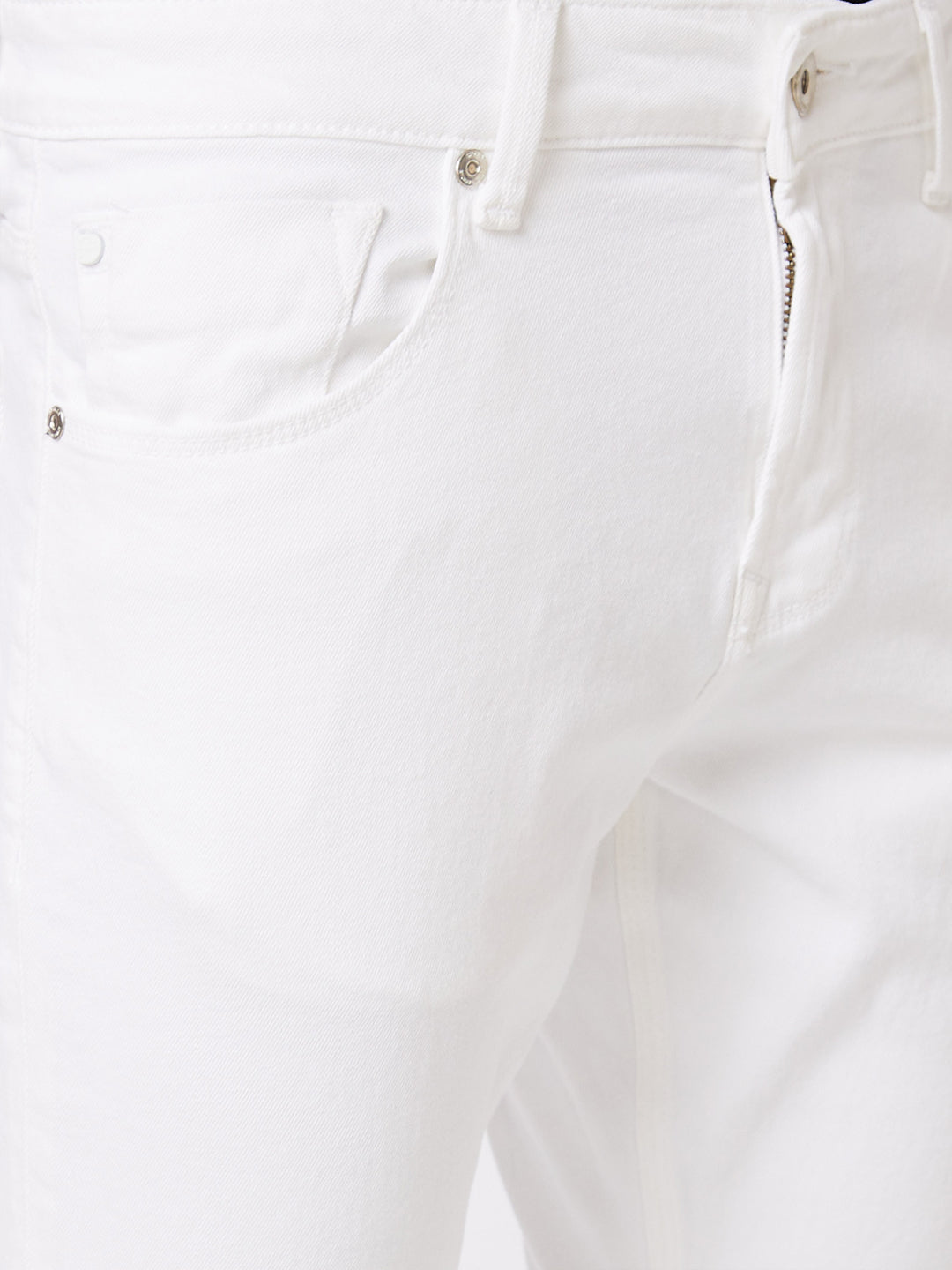 Spykar Mid Rise Slim Fit White Jeans For Men