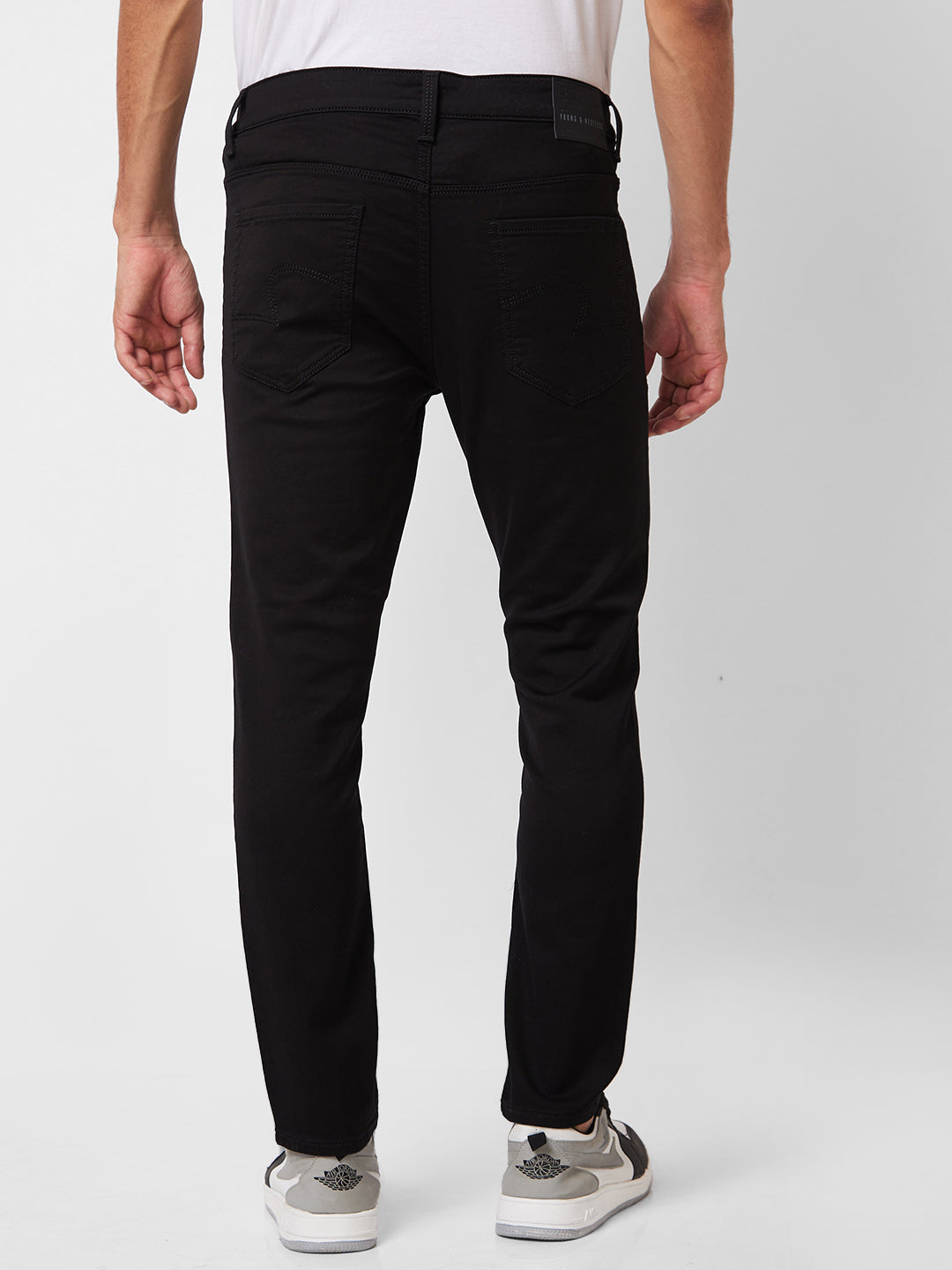 Spykar Mid Rise Slim Fit Black Jeans For Men