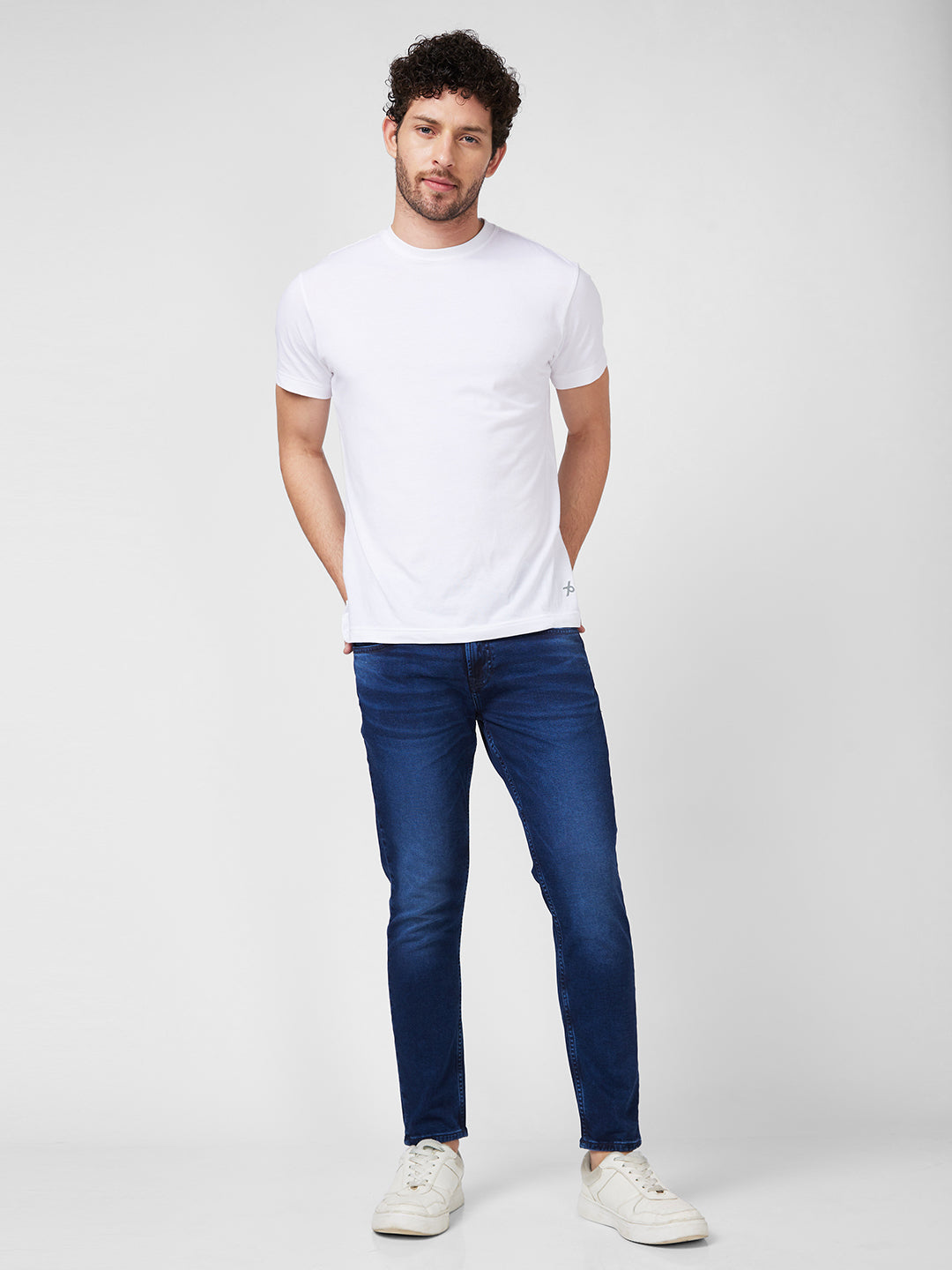 Spykar Mid Rise Slim Fit Tapered Length Blue Jeans For Men