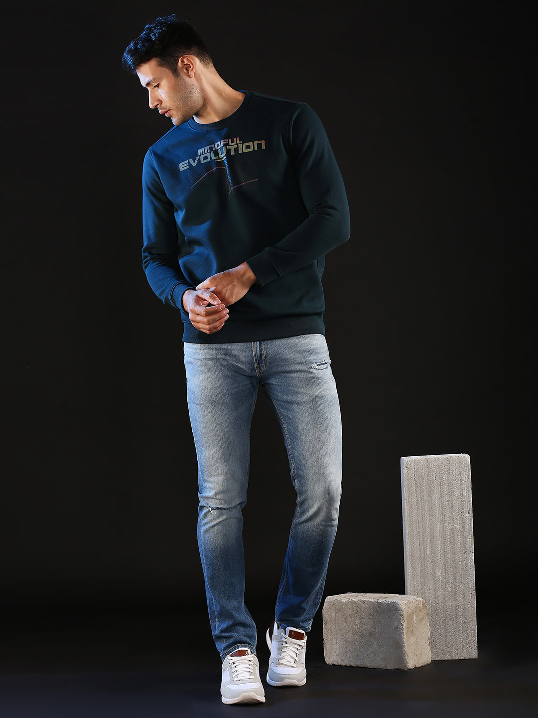Spykar Limited Edition Light Blue Regular Fit Narrow Length Mid rise Knee Slit Premium Stretchable Denim Jeans For Men (Rover)