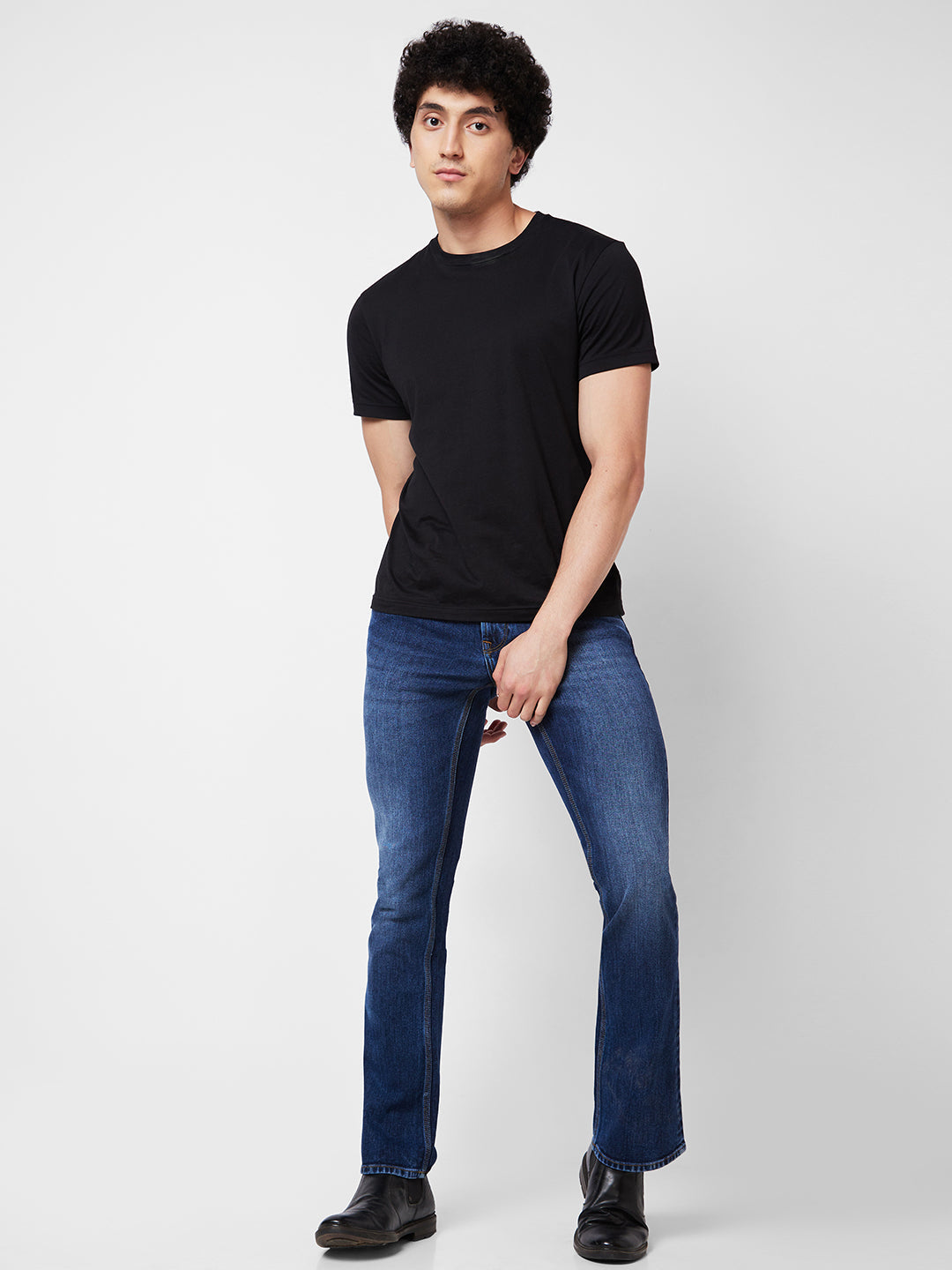 Spykar Mid Rise Bootcut  Blue Jeans For Men