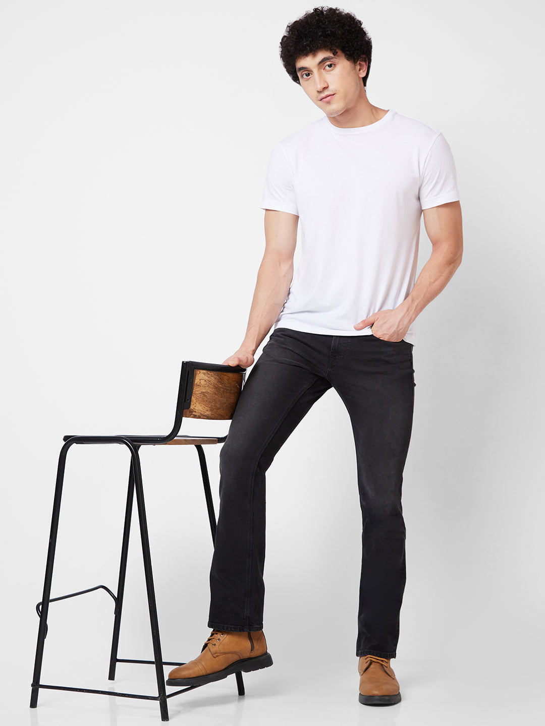 Spykar Mid Rise Bootcut  Black Jeans For Men