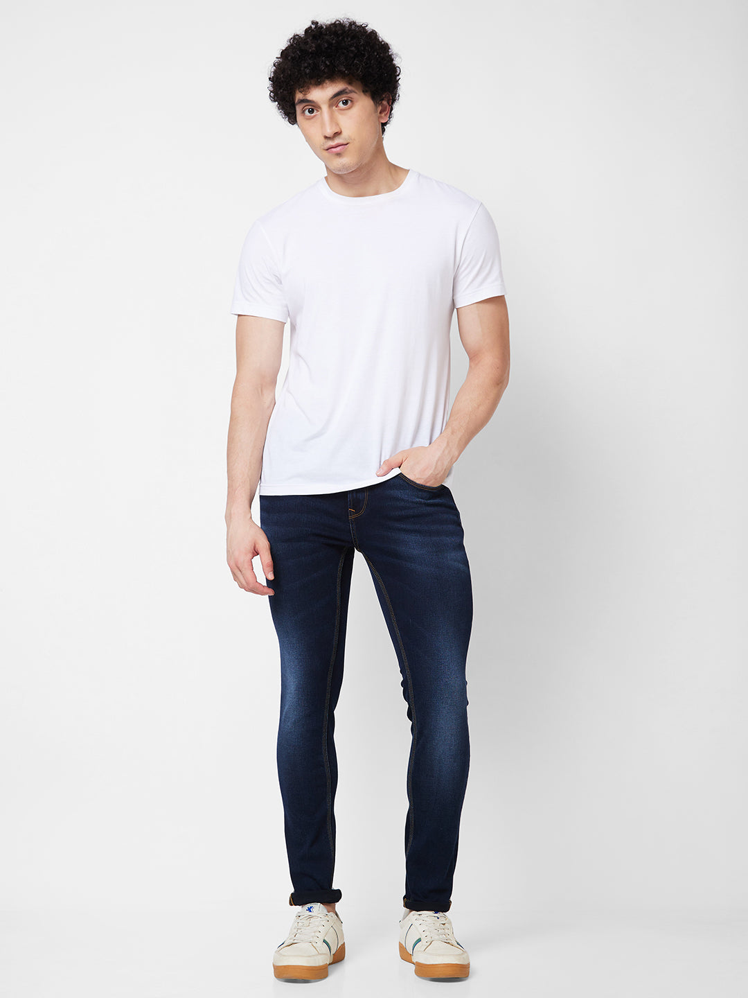 Spykar Low Rise Slim Fit Blue Jeans For Men