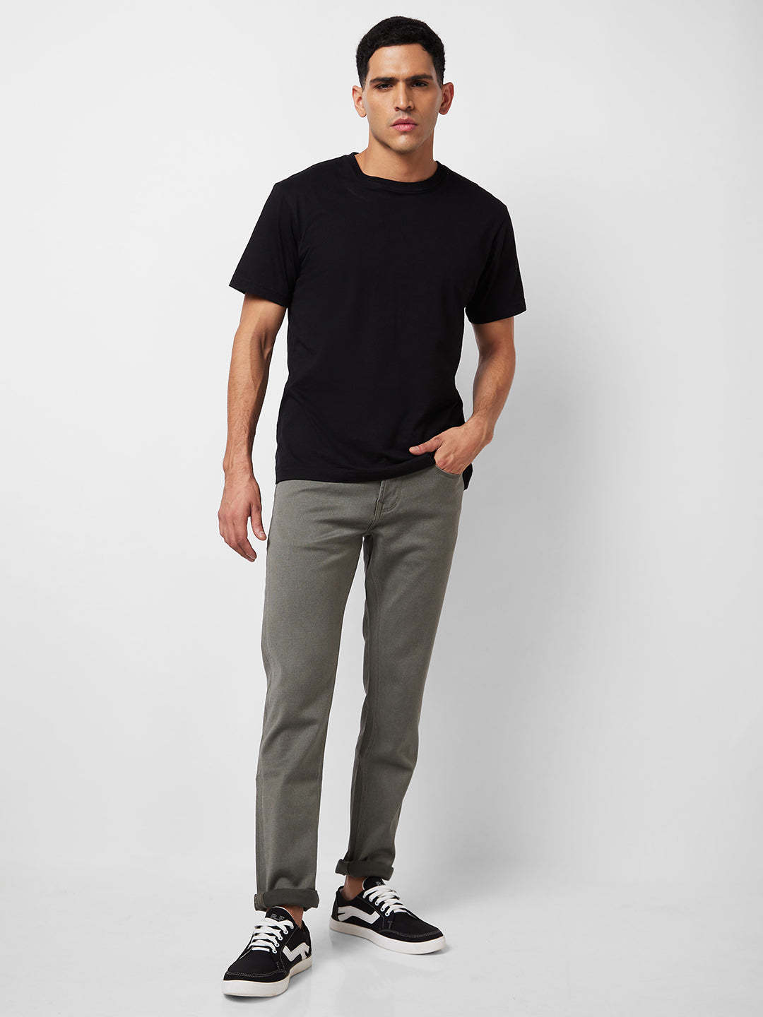 Spykar Low Rise Skinny Fit Grey Jeans For Men